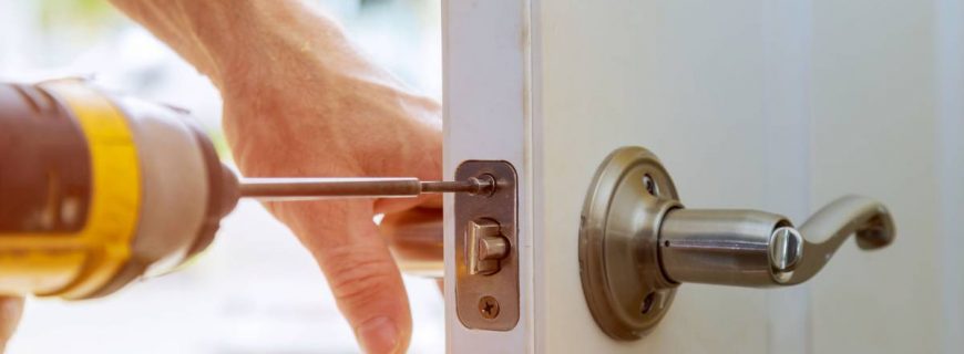 How a Residential Locksmith Assists to Secure Your Home